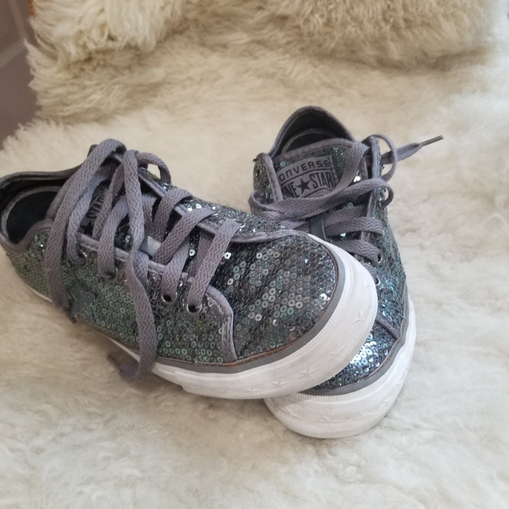 Sale⬇️Converse One Star Sequins Sneakers 7.5⤵️